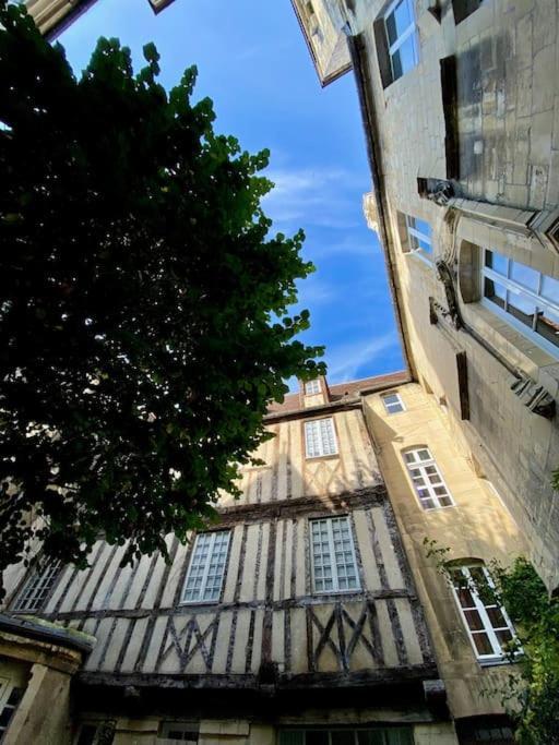 Sublime Appartement Typique Hypercentre Caen Esterno foto